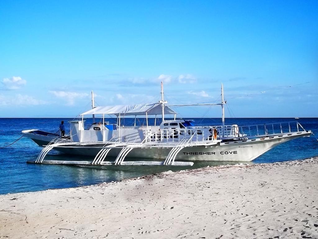 Thresher Cove Dive Resort Логон Экстерьер фото