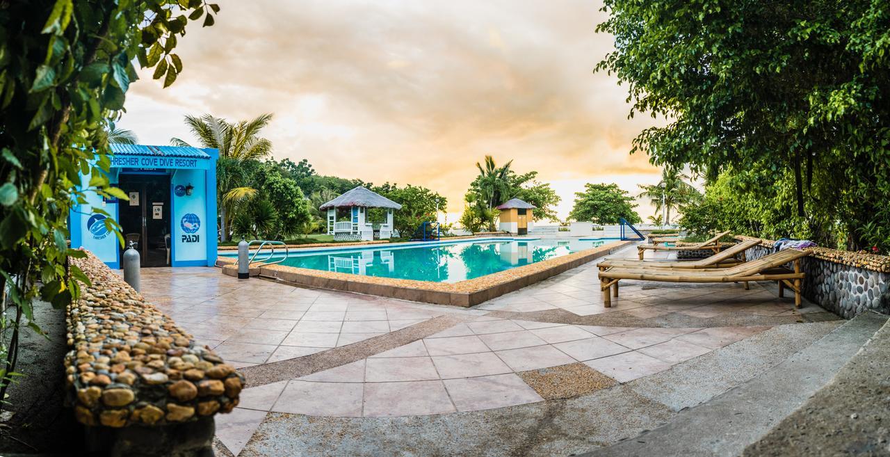 Thresher Cove Dive Resort Логон Экстерьер фото
