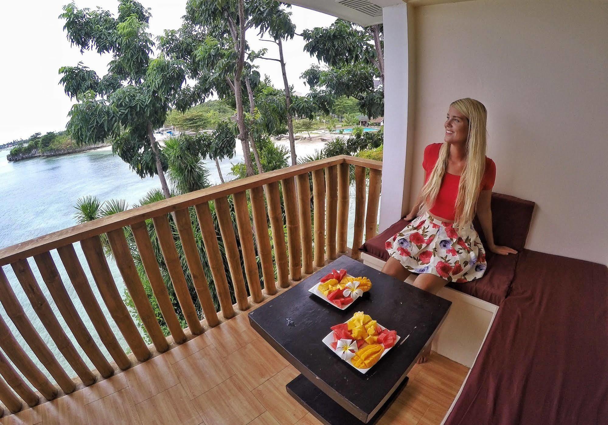 Thresher Cove Dive Resort Логон Экстерьер фото